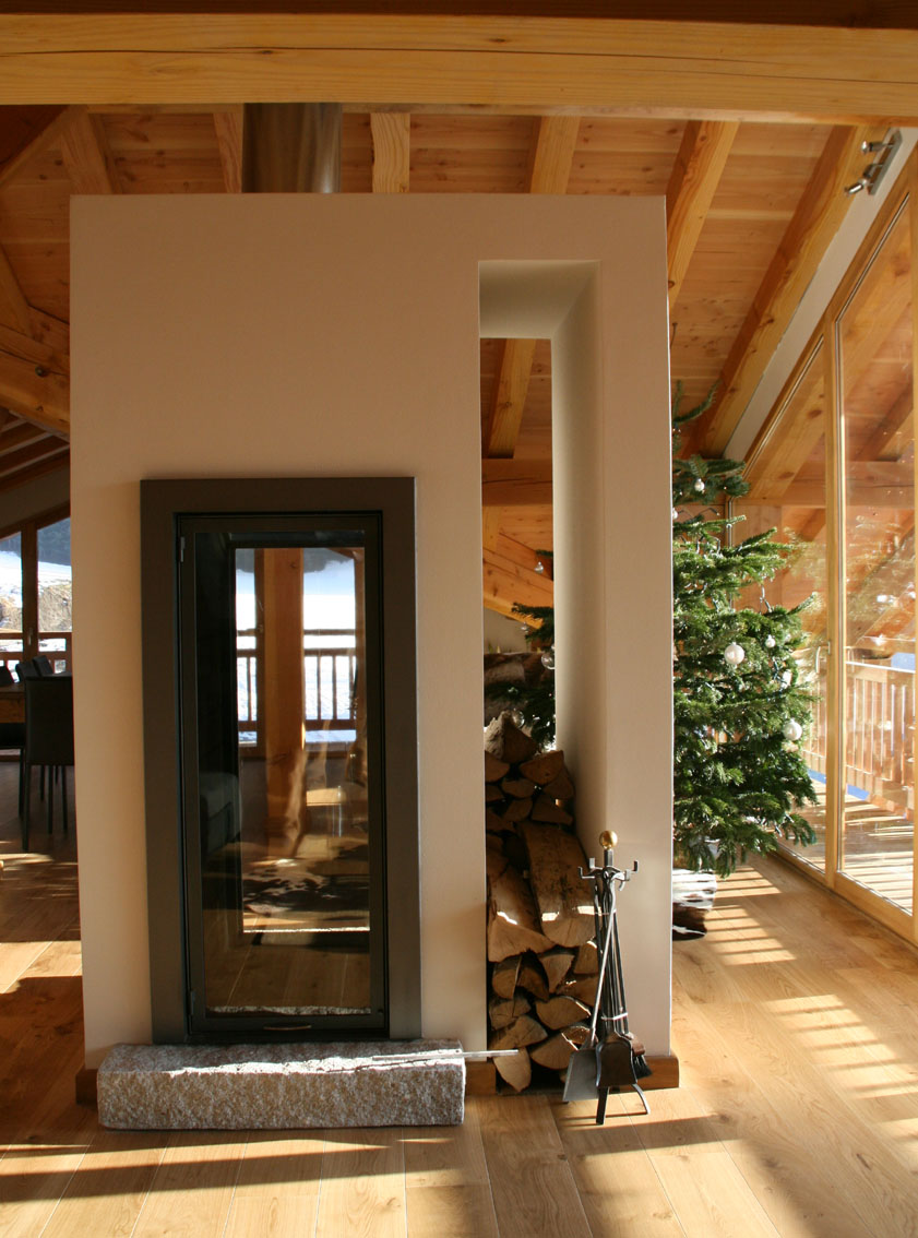 Foyer vertical design