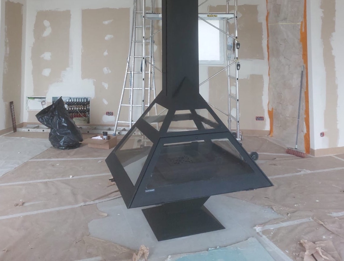Installation d'une Cheminée Design à Vallauris