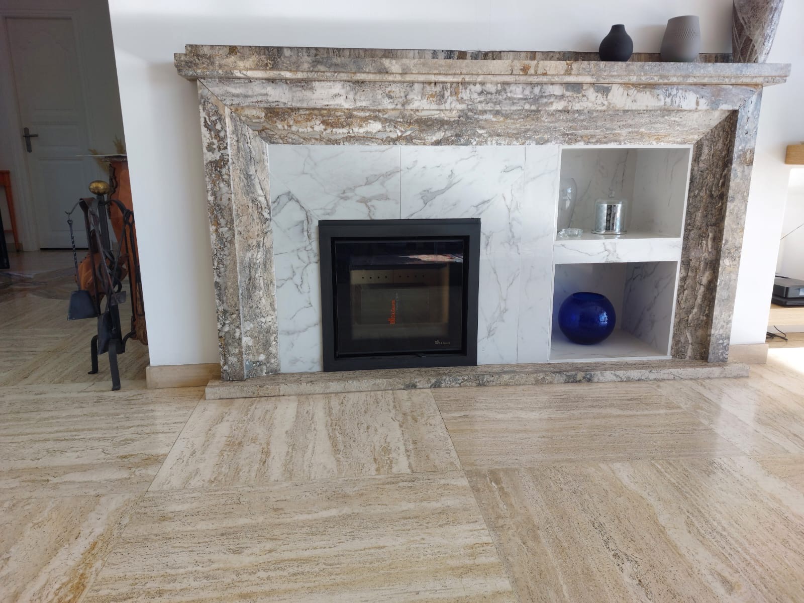 Installation d'un Insert à Mougins - Cheminée en Marbre | Cheminées Viano
