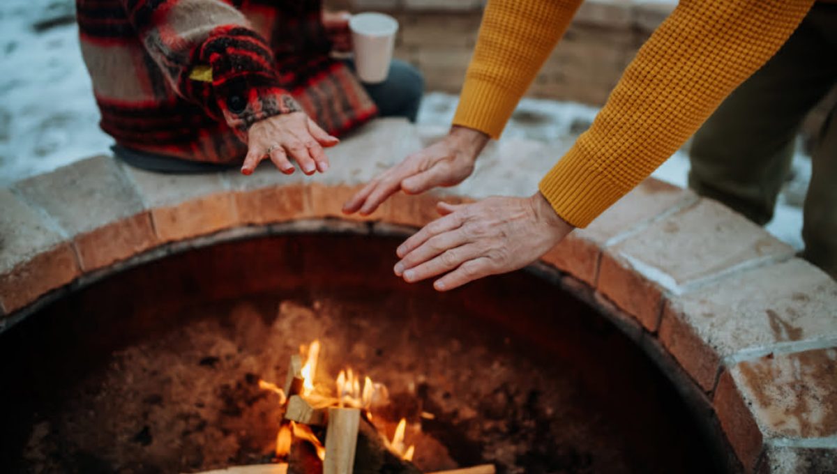 Comment intégrer une cheminée extérieure à votre jardin ou terrasse ?
