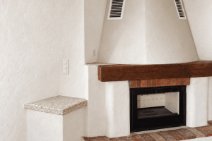 Installation d’un insert dans une cheminée existante à Vallauris : moderniser son foyer sans tout remplacer